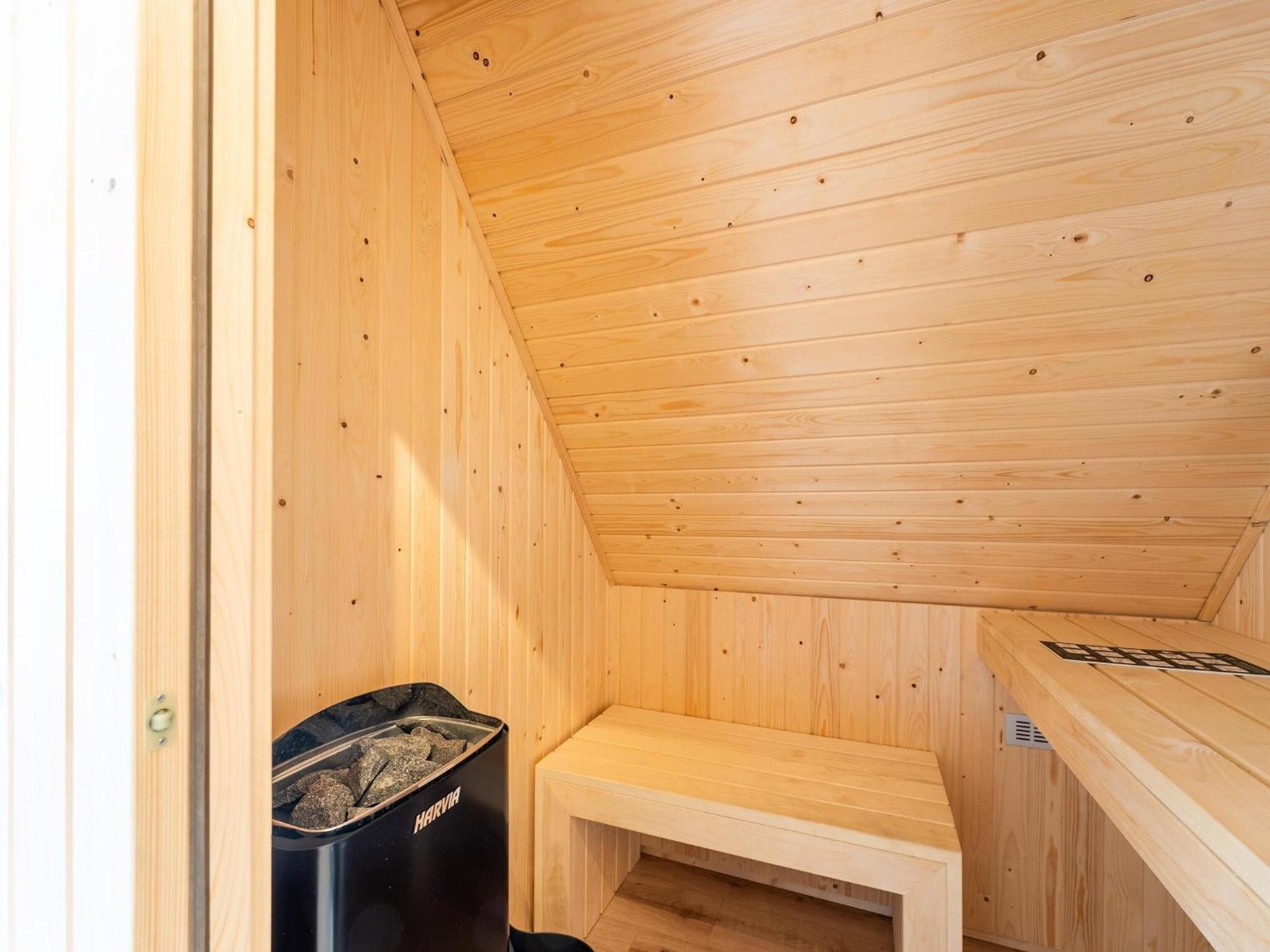 Holiday Home In Scherpenisse Exterior photo